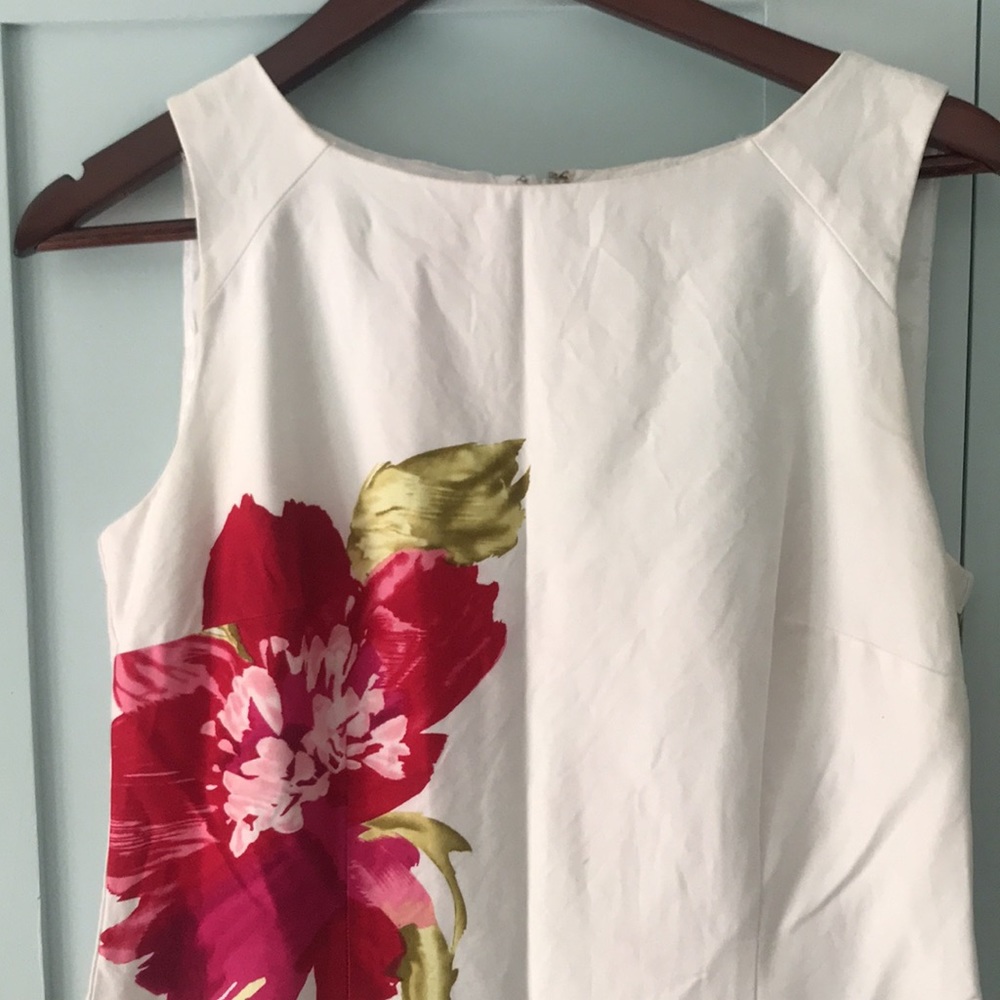 1 Day Left to Ship! Sandra Darren Size 10 Floral Dress